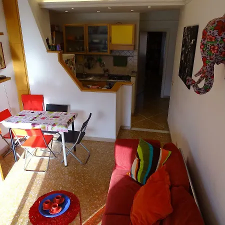 Apartamento Casa Valeria Metro B1