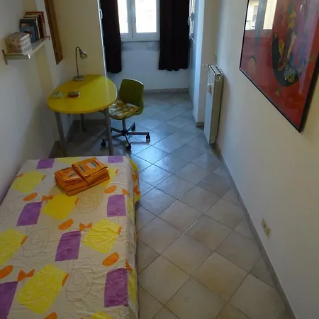 Casa Valeria Metro B1 Apartamento *